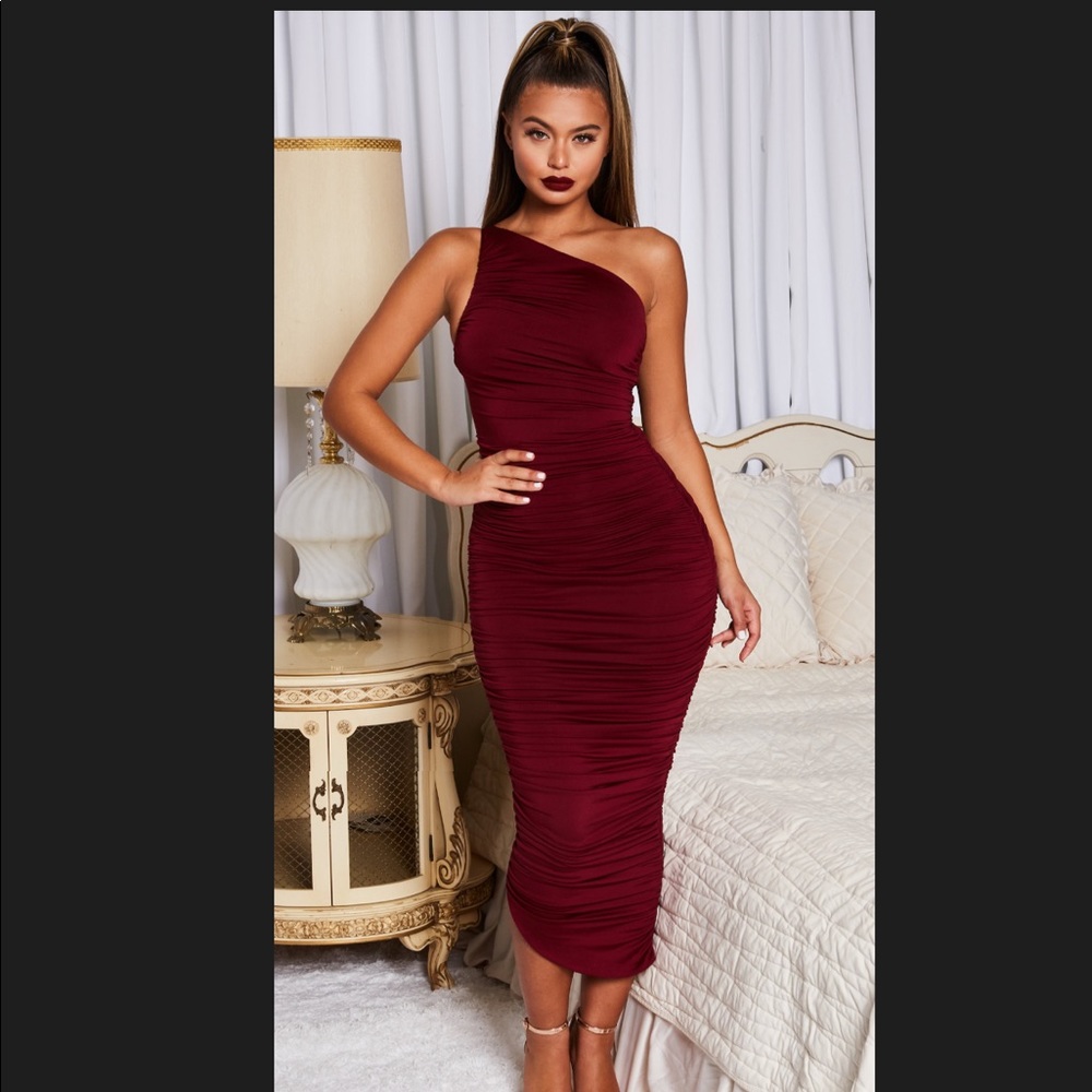 Oh Polly Ruched One Shoulder Midi Dress